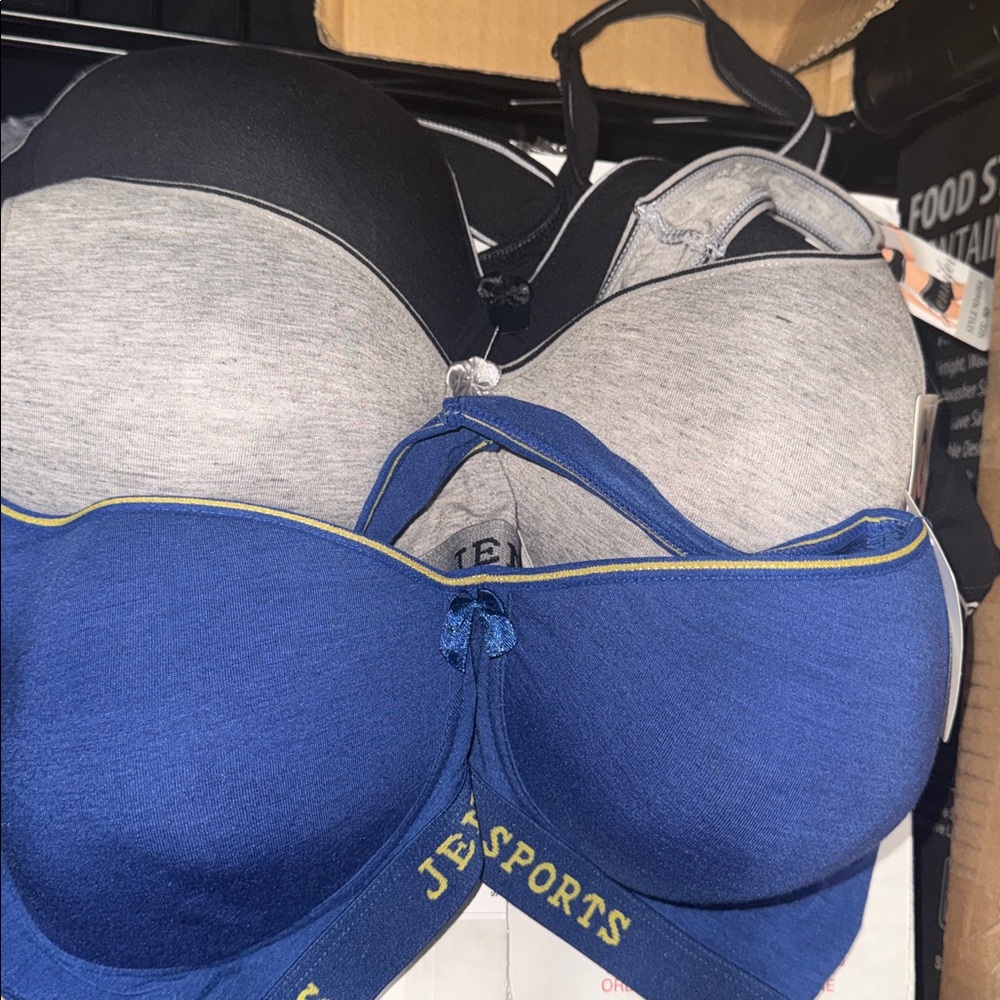 NWT JENNIFER Molded Sports Bra Set of 3